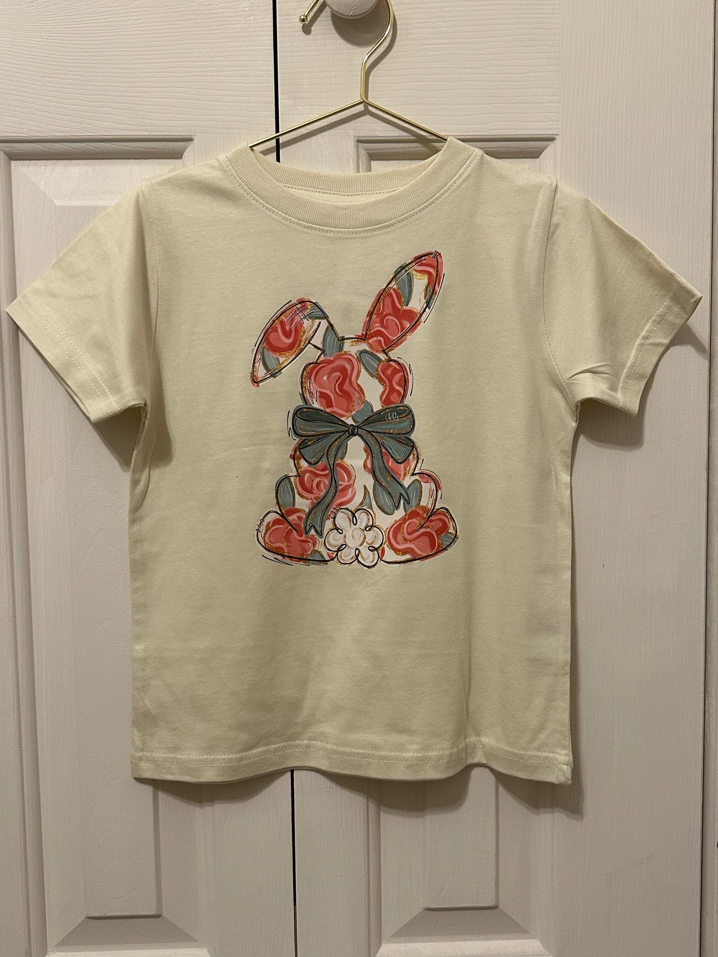 Floral bunny tee